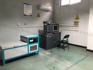 自动标准养护水箱和压力试验机